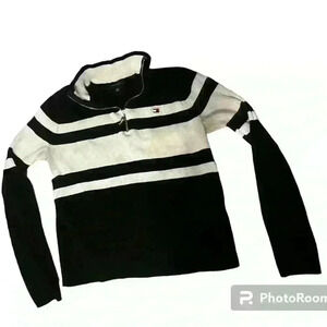 Tommy Hilfiger Quarter Zip Sweater | Vintage | Fair Condition | Size Small